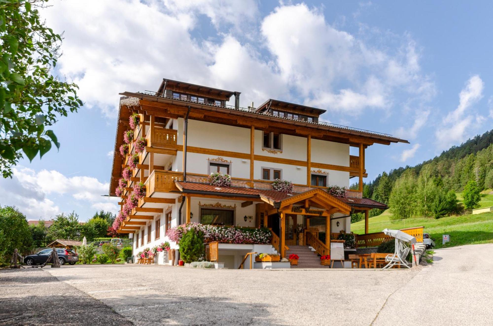 Villa Gemmy Pozza di Fassa Eksteriør billede